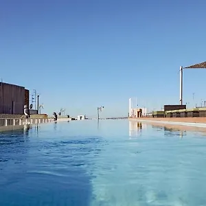 Orangine Hotell